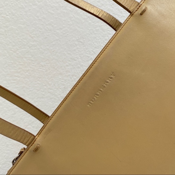 Burberry beige leather 3 compartments tote - Picture 3 of 15